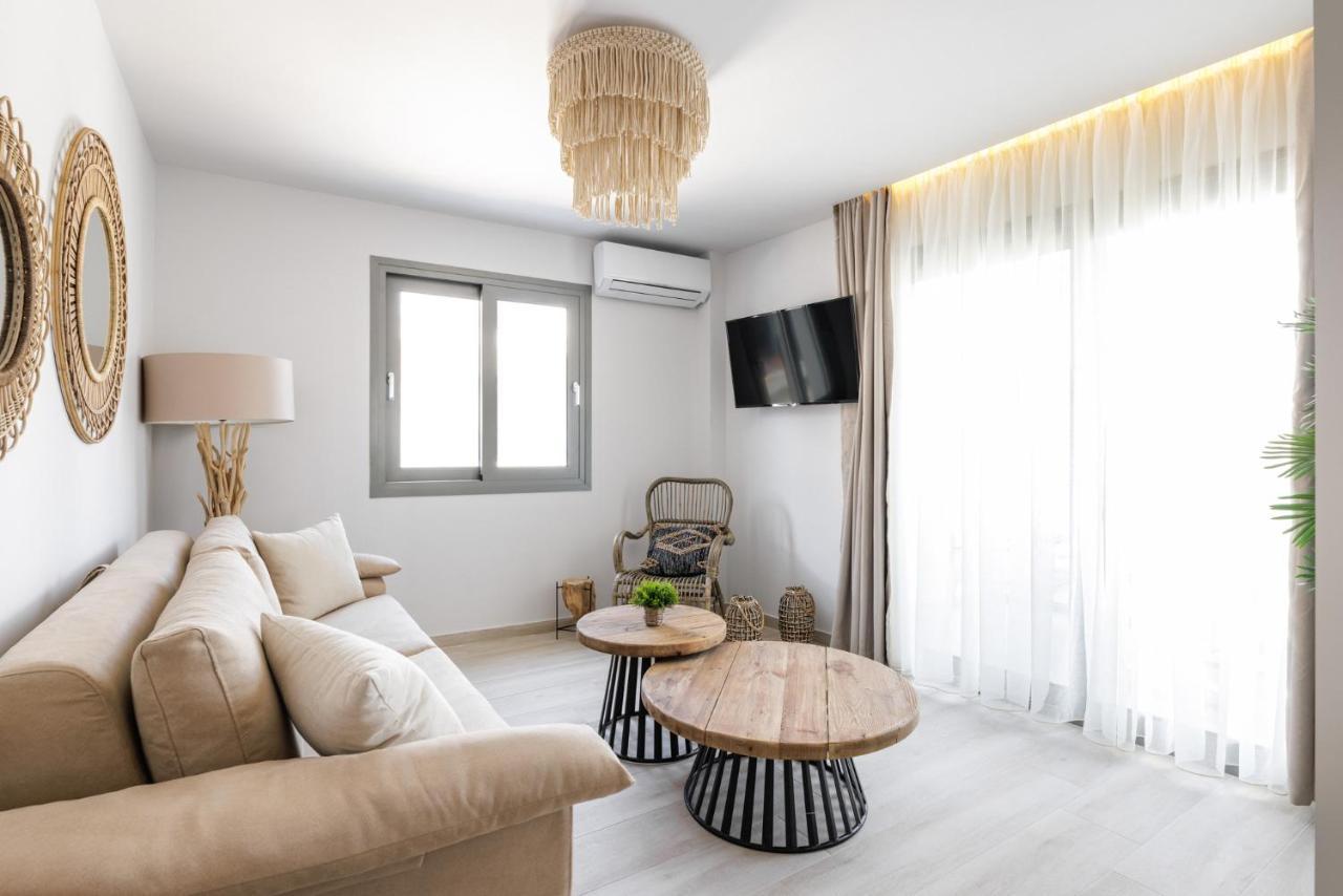 Amalthia Luxury Suites Polikhronon Exteriör bild