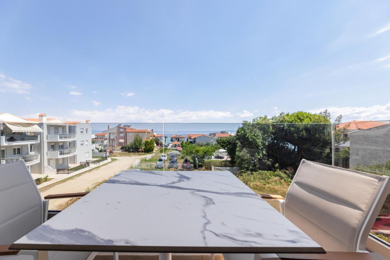 Amalthia Luxury Suites Polikhronon Exteriör bild