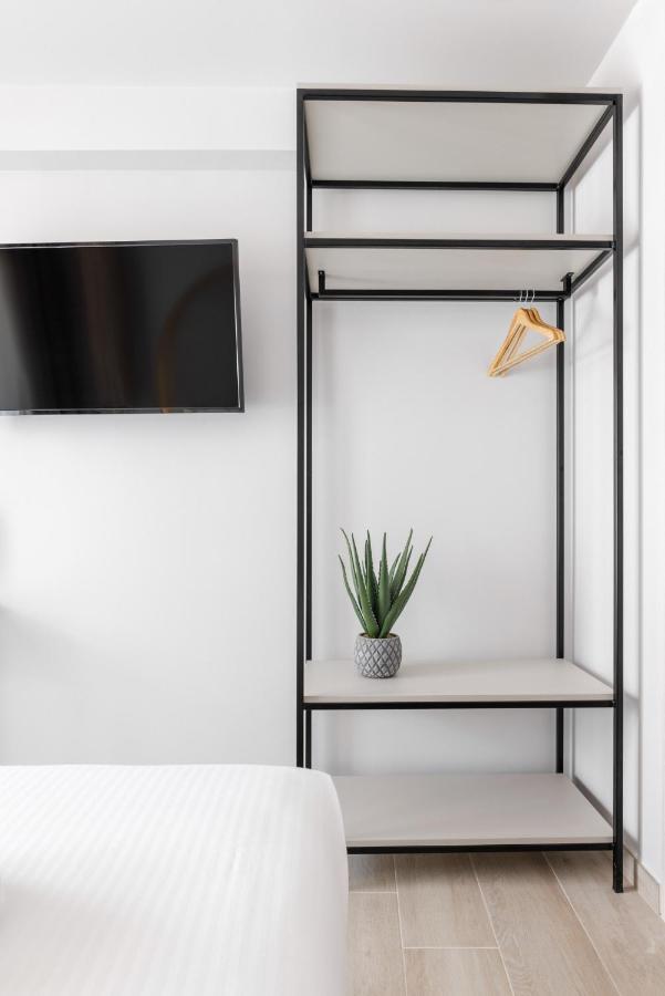Amalthia Luxury Suites Polikhronon Exteriör bild
