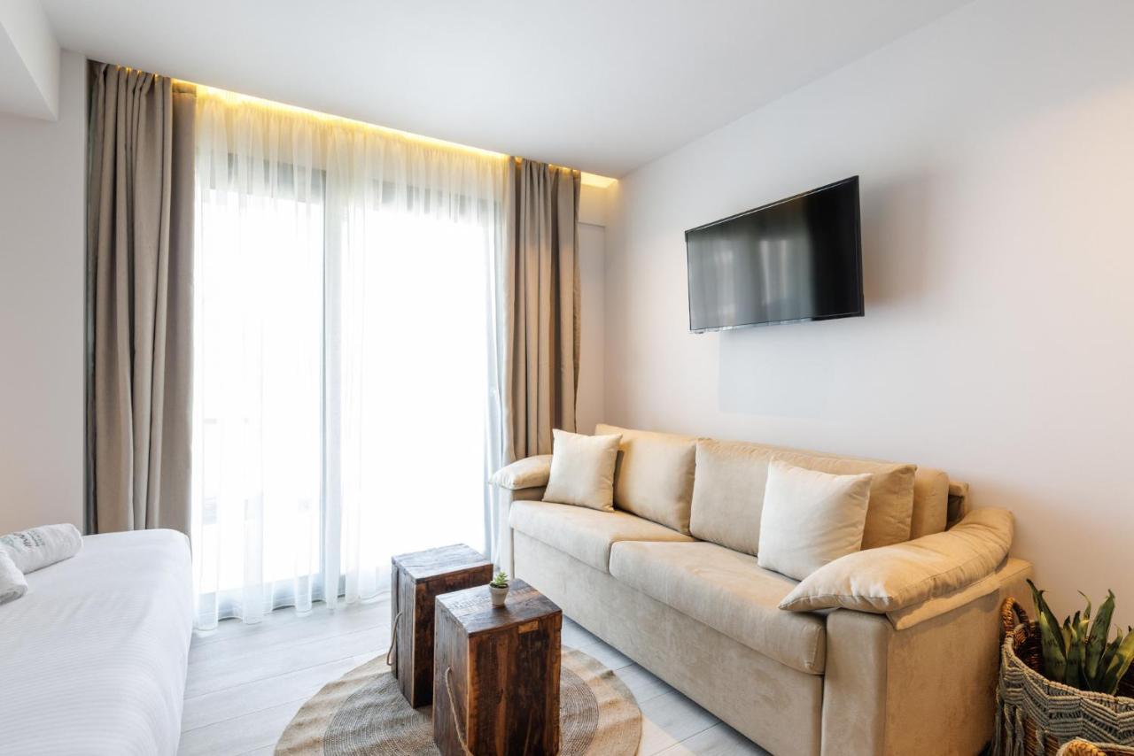 Amalthia Luxury Suites Polikhronon Exteriör bild