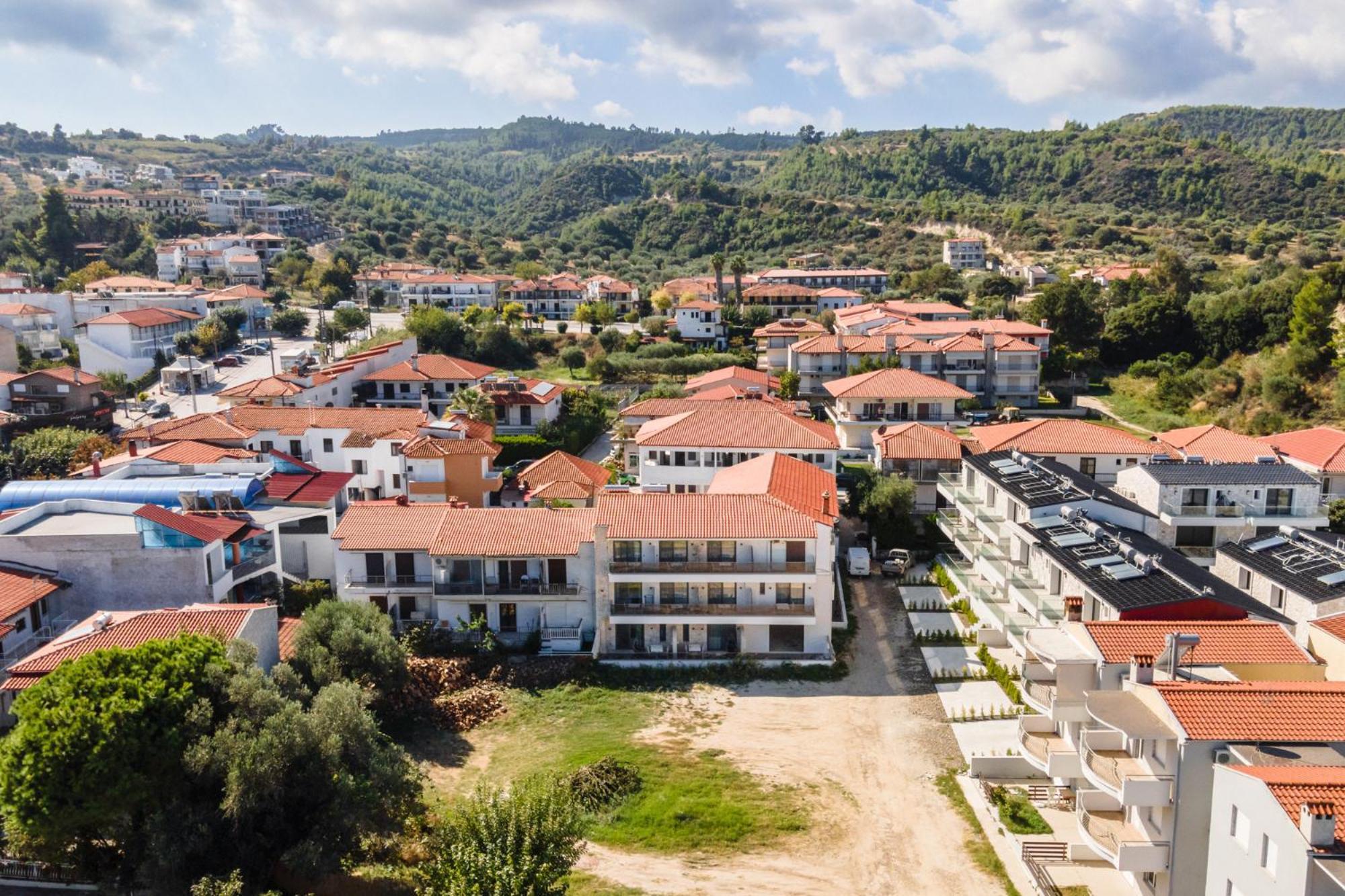 Amalthia Luxury Suites Polikhronon Exteriör bild