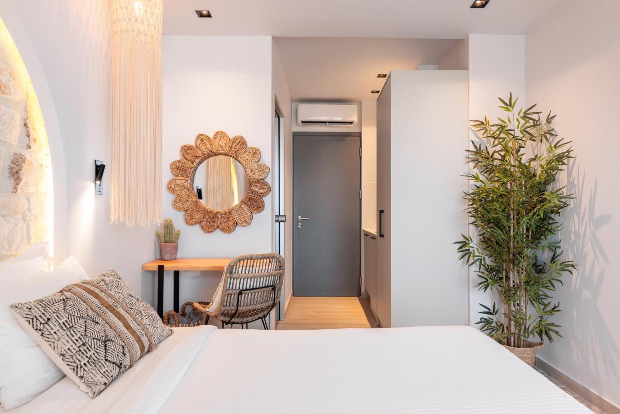 Amalthia Luxury Suites Polikhronon Exteriör bild