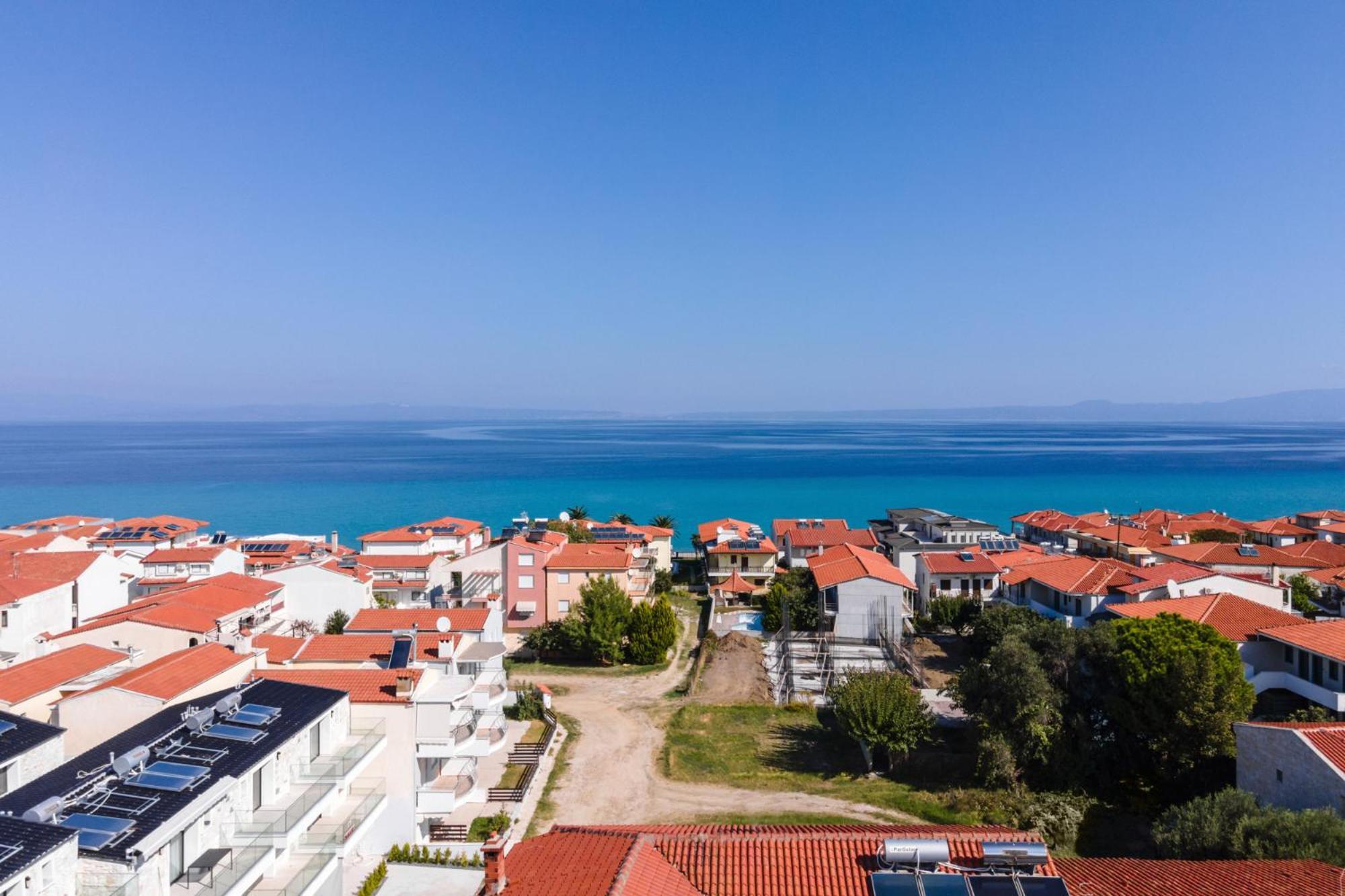Amalthia Luxury Suites Polikhronon Exteriör bild